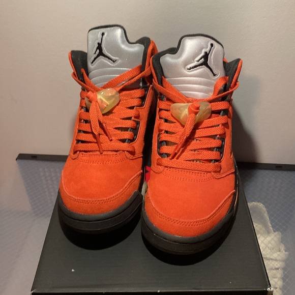 Reselling - Picture 8 of 8